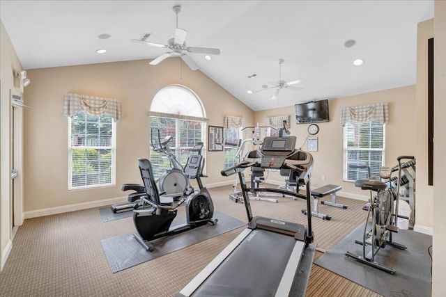 5650 Orchard Villas CIR, Roanoke, VA 24019