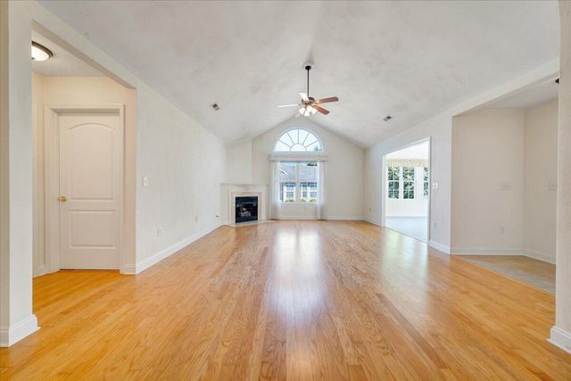 5650 Orchard Villas CIR, Roanoke, VA 24019