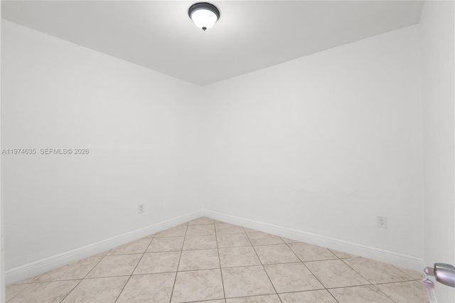 1381 W 63rd St, Hialeah, FL 33012