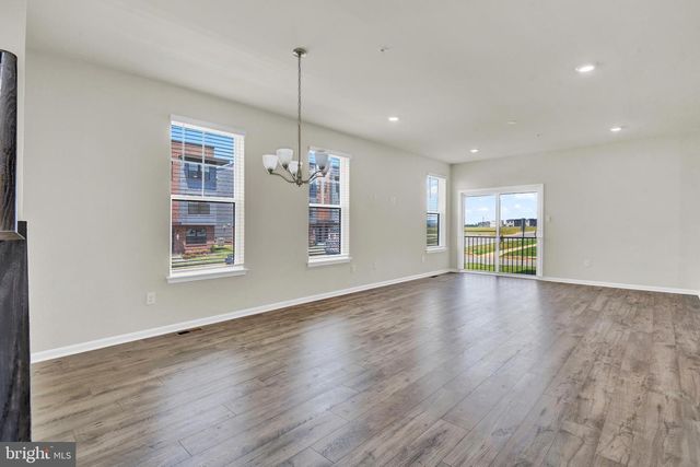 448 HANSON ST, Frederick, MD 21701