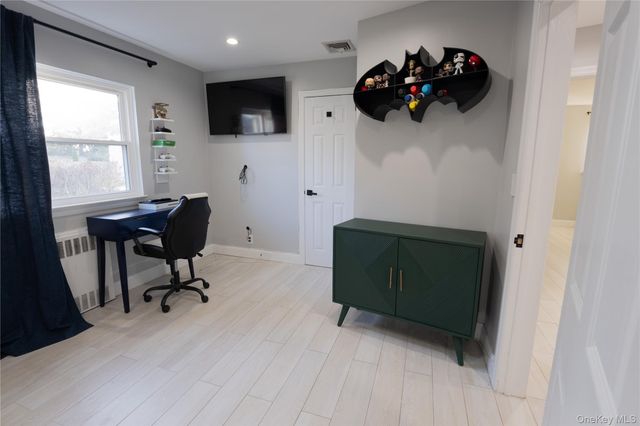 275 Longvue Terrace, Yonkers, NY 10710