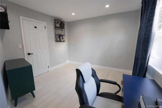 275 Longvue Terrace, Yonkers, NY 10710