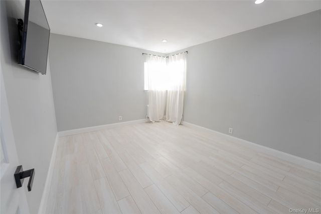 275 Longvue Terrace, Yonkers, NY 10710