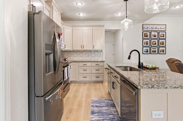 18508 Parkway Pines Drive, Bauxite, AR 72011