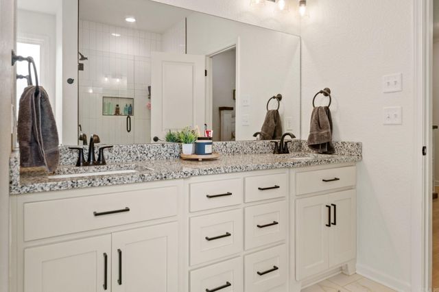 18508 Parkway Pines Drive, Bauxite, AR 72011