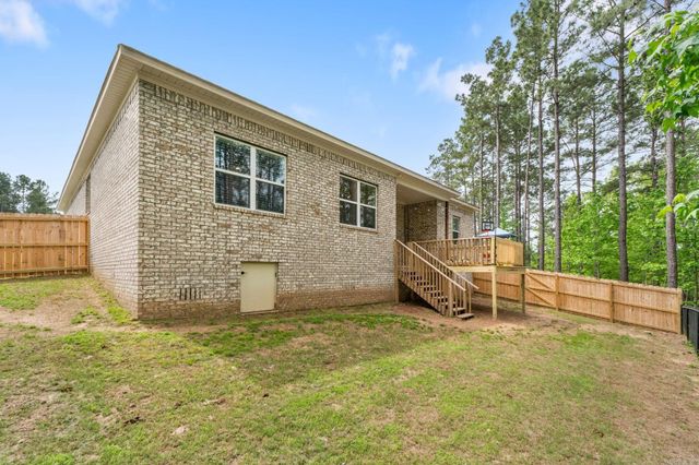18508 Parkway Pines Drive, Bauxite, AR 72011
