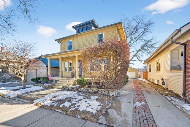 713 West Lawn AVENUE, Racine, WI 53405