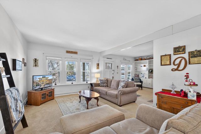 713 West Lawn AVENUE, Racine, WI 53405