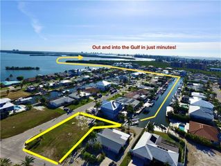 264 Albatross ST, Fort Myers Beach, FL 33931