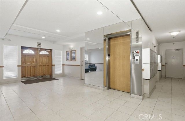 5400 Lindley Avenue 121, Encino (los Angeles), CA 91316