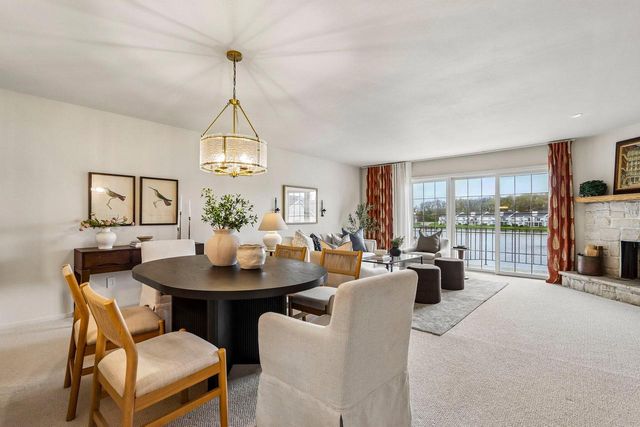7760 Tuckaway Shores DRIVE, Franklin, WI 53132