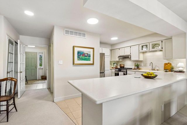 7760 Tuckaway Shores DRIVE, Franklin, WI 53132