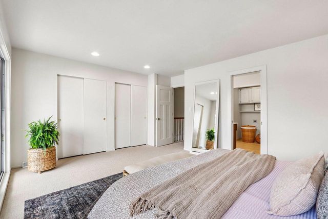 7760 Tuckaway Shores DRIVE, Franklin, WI 53132