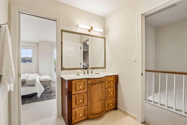 7760 Tuckaway Shores DRIVE, Franklin, WI 53132