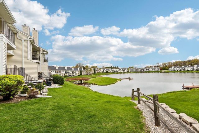 7760 Tuckaway Shores DRIVE, Franklin, WI 53132