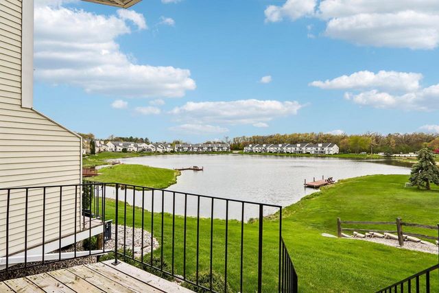 7760 Tuckaway Shores DRIVE, Franklin, WI 53132