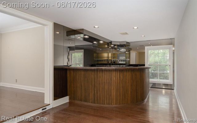 1632 Spotswood Drive, Bloomfield Hills, MI 48302
