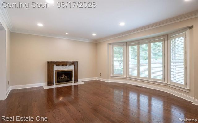 1632 Spotswood Drive, Bloomfield Hills, MI 48302