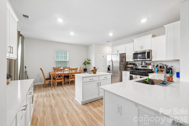 126 Woodhall Way, Troutman, NC 28166
