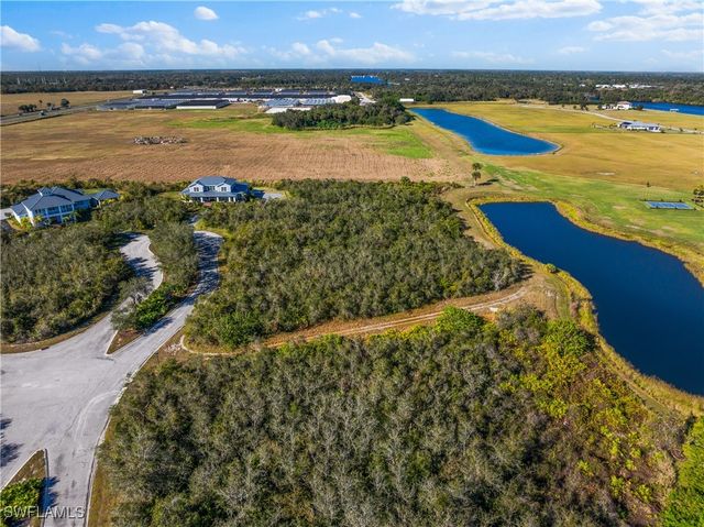 22921 Florida Rosemary LN, Alva, FL 33920