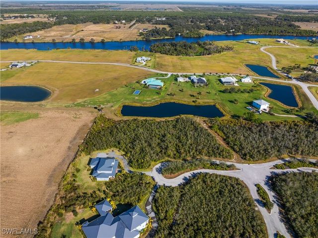 22921 Florida Rosemary LN, Alva, FL 33920