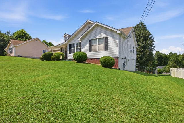 111 Christ Street, Fort Oglethorpe, GA 30742