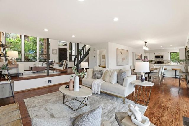 1816 Oak Knoll Drive, Belmont, CA 94002