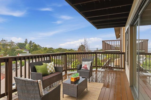 1816 Oak Knoll Drive, Belmont, CA 94002