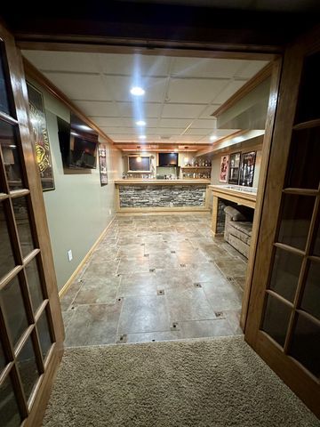 1095 Pinewood Drive, Independence, KY 41051