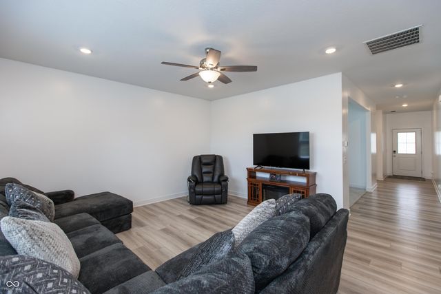 8229 Ebaugh Drive, Camby, IN 46113