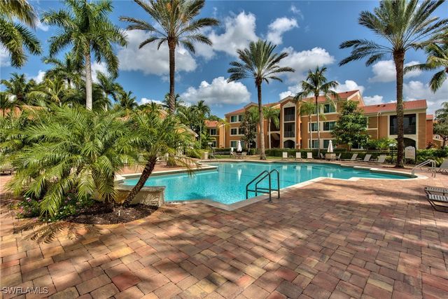 1200 Reserve WAY 106, Naples, FL 34105