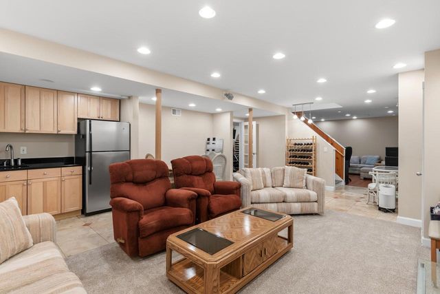 12785 W Bobwood ROAD, New Berlin, WI 53151