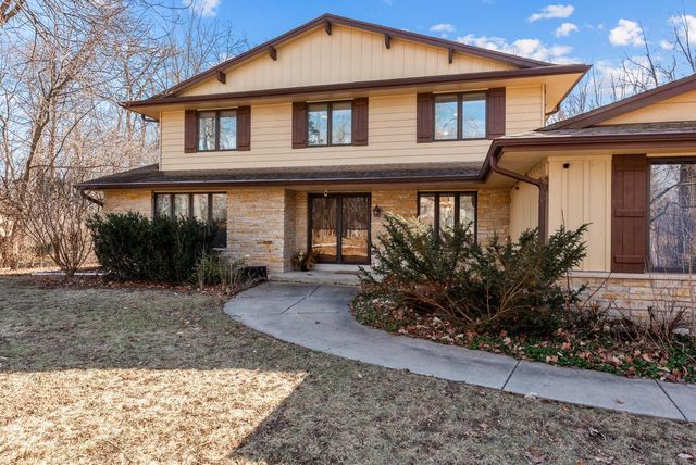 12785 W Bobwood ROAD, New Berlin, WI 53151