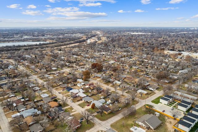 3212-3244 S Victoria Ave, Wichita, KS 67216