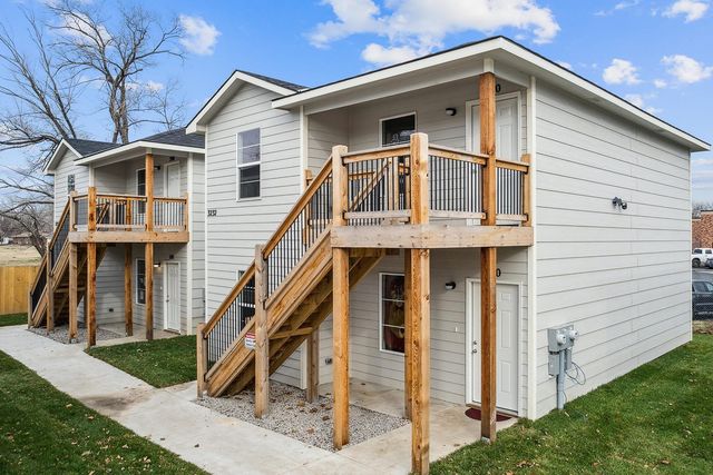 3212-3244 S Victoria Ave, Wichita, KS 67216