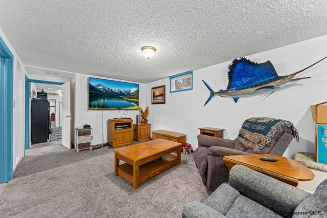 1015 HOY RD, Cheyenne, WY 82009