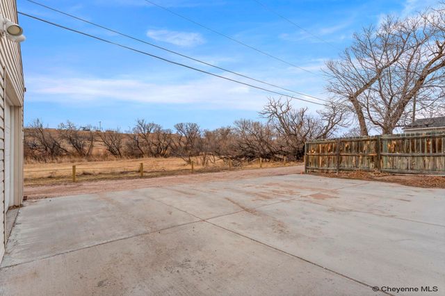 1015 HOY RD, Cheyenne, WY 82009