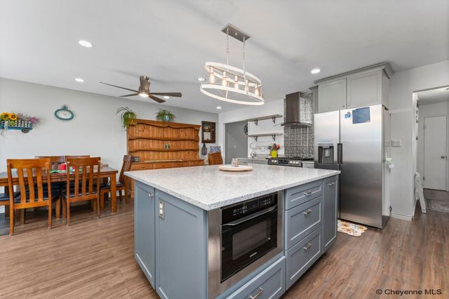 1015 HOY RD, Cheyenne, WY 82009