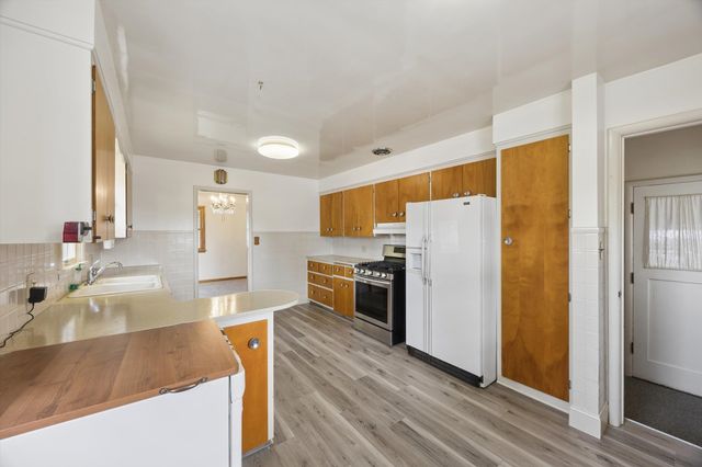 5721 N Whitehouse St, Spokane, WA 99205