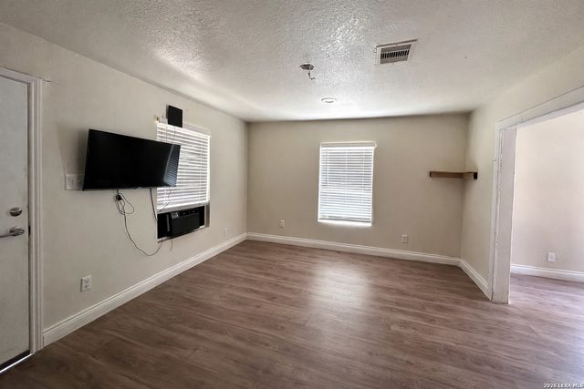 2624 Vera Cruz, San Antonio, TX 78207