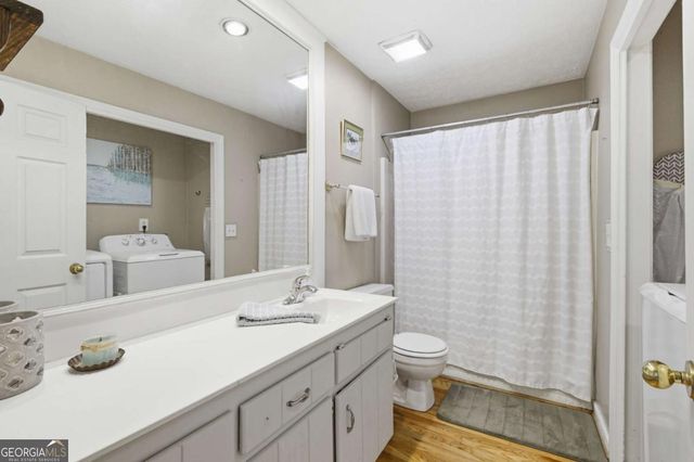 2894 Mcpherson Road NE, Roswell, GA 30075