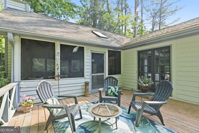 2894 Mcpherson Road NE, Roswell, GA 30075