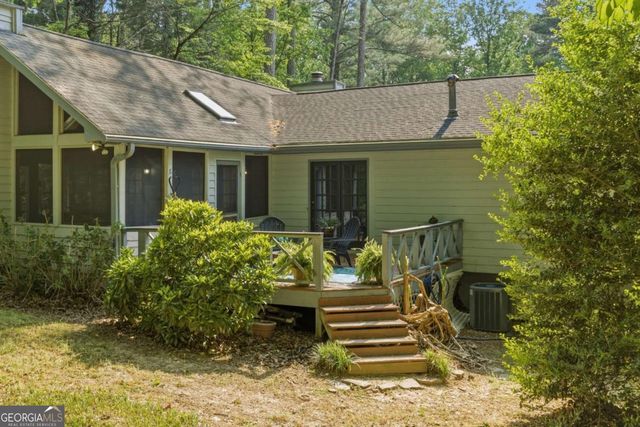 2894 Mcpherson Road NE, Roswell, GA 30075