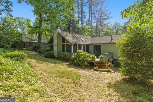 2894 Mcpherson Road NE, Roswell, GA 30075