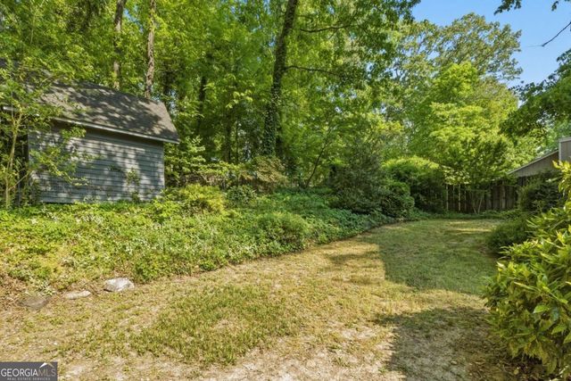 2894 Mcpherson Road NE, Roswell, GA 30075