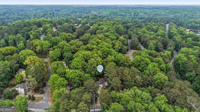 2894 Mcpherson Road NE, Roswell, GA 30075