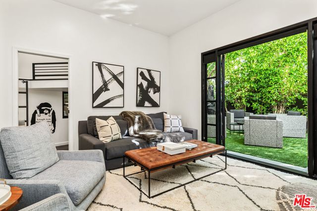 3159 Thatcher Avenue, Marina Del Rey, CA 90292