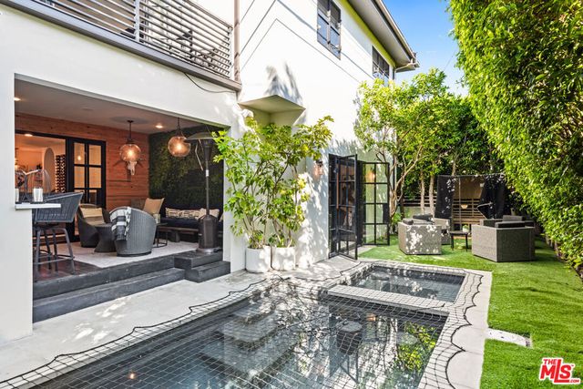 3159 Thatcher Avenue, Marina Del Rey, CA 90292