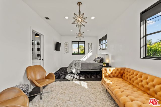 3159 Thatcher Avenue, Marina Del Rey, CA 90292