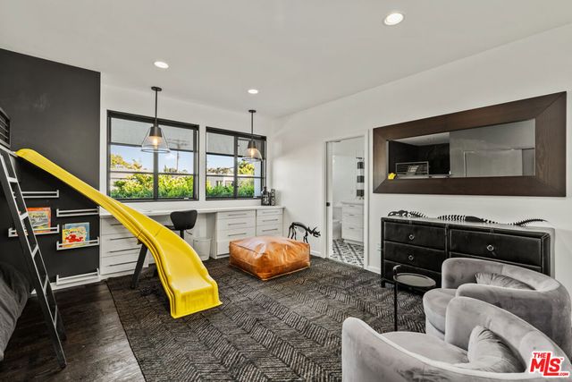 3159 Thatcher Avenue, Marina Del Rey, CA 90292